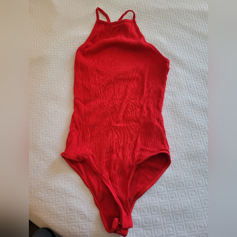 🌹 2 for $15 SWS Essentials womans bodysuit. Size small.